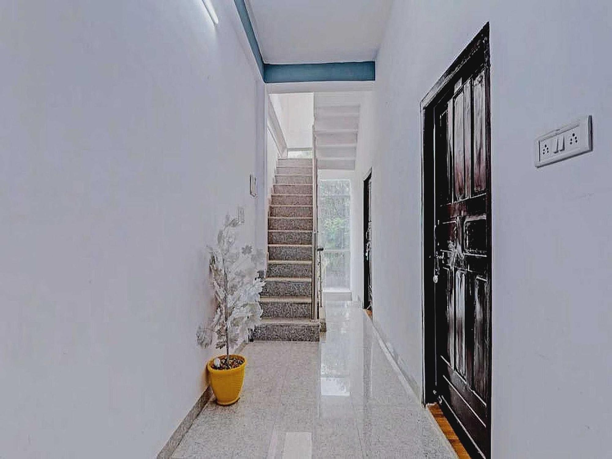 Hotel O Rr Palace Lucknow Luaran gambar