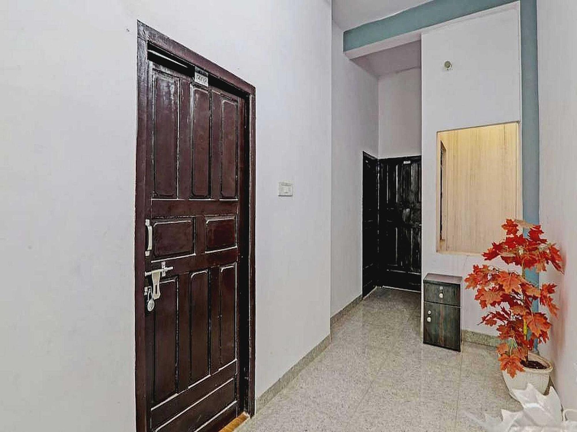 Hotel O Rr Palace Lucknow Luaran gambar